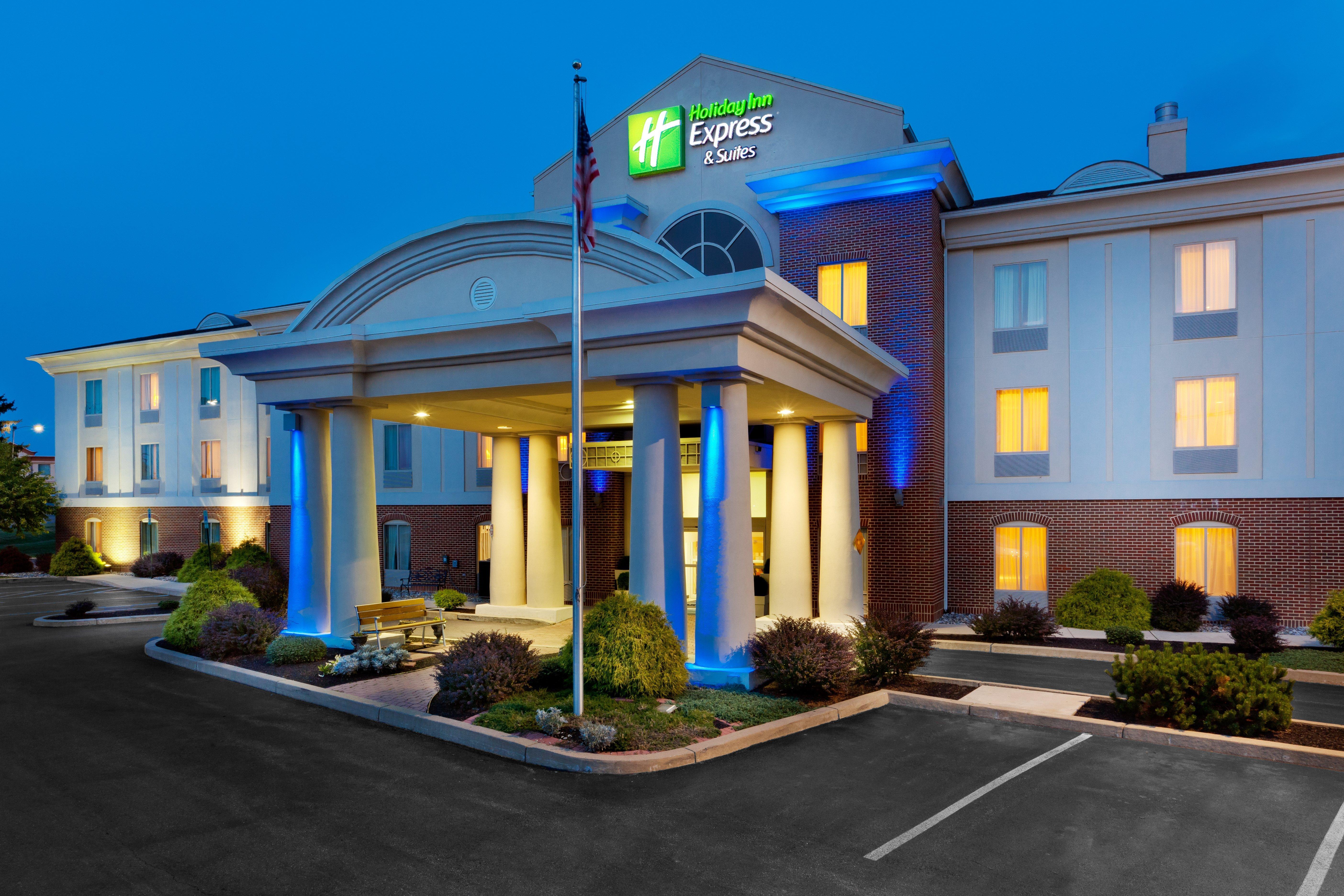 Holiday Inn Express & Suites By Ihg Chambersburg, An Ihg Hotel Exterior photo